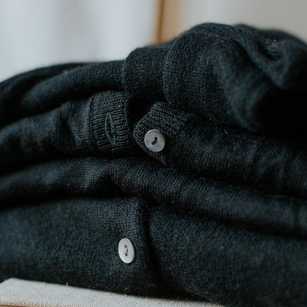 Vintage Black Cashmere Cardigan / French Girl Vibes